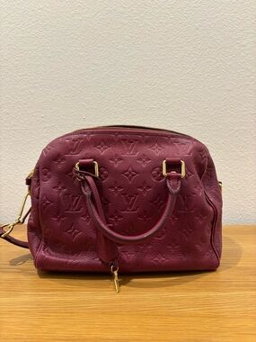 Authentic Louis Vuitton Embossed Leather Speedy 25 Bandouliere